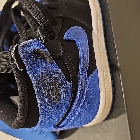 Jordan 1 retro high OG - Picture 8 of 9